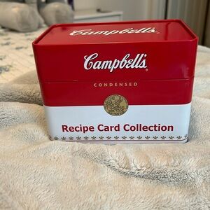 NWOT Campbell’s Recipe card collection tin